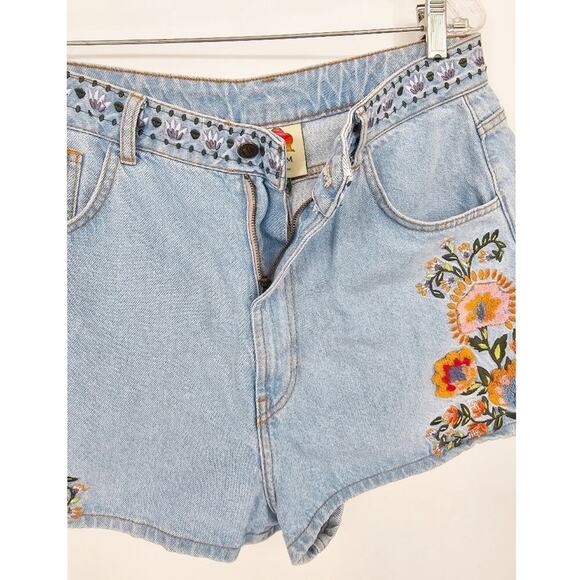 Nwtg Farm Rio Summer Garden Embroidered Denim Shorts Size 31 - Picture 3 of 10